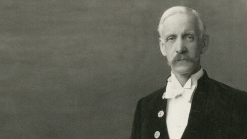 Frederick Gowland Hopkins, 1925