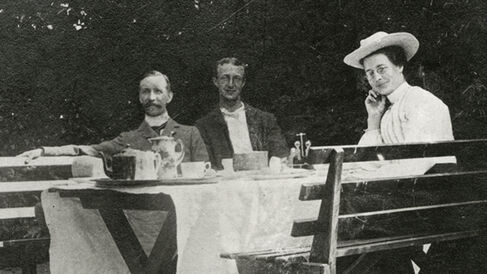 Breakfast at Baitsbite, c1900