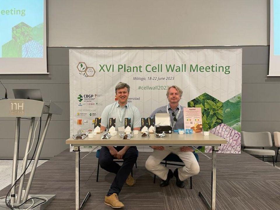 Paul Dupree and Jeremy Bartosiak-Jentys at #PlantCellWall2023 in Malaga Paul Dupree and Jeremy Bartosiak-Jentys at #PlantCellWall2023 in Malaga